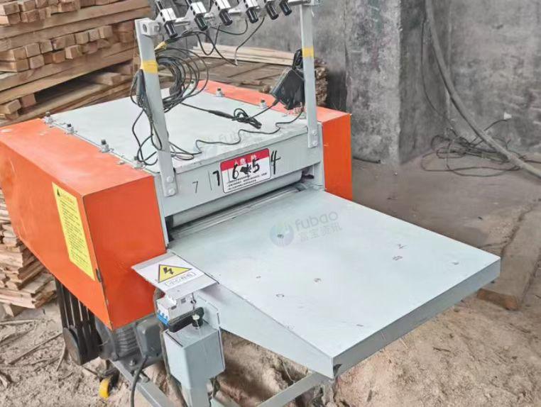 赤峰地区处理推台锯、截断锯等木托盘加工整套设备