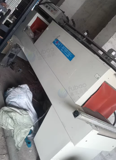 镇江地区工厂处理38口直线灌装全套设备