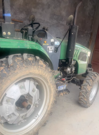 滨州地区处理常发704拖拉机带播种机