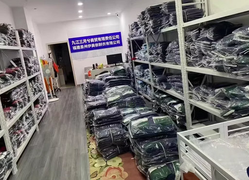 九江地区处理校服一批