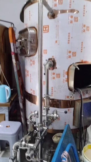 成都地区处理一拖4有两个储酒壶