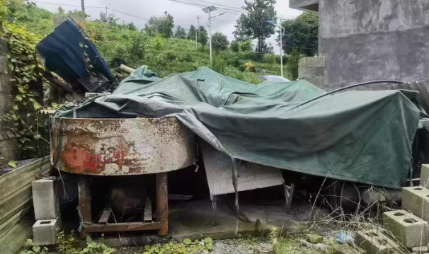 毕节地区处理砖场专用搅拌机、多台1出4小砖机等