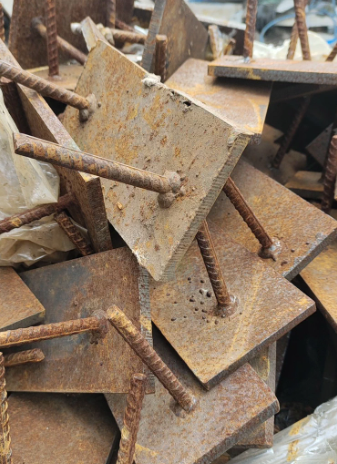 烟台地区处理1批钢板 螺纹钢