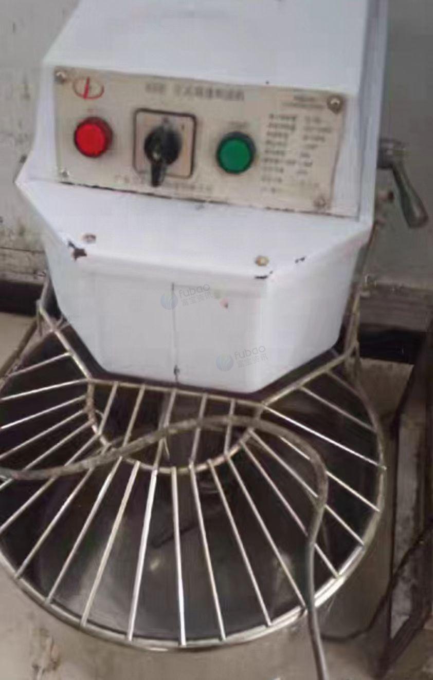 芜湖地区处理四门冰柜、平冷、蒸包炉、压面机、和面机、蒸笼醒发箱等包子设备