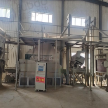 通化地区处理风筛式清选机一套、三久循环式干燥机、自动定量包装称