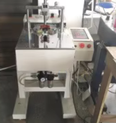 福州地区工厂搬迁处理烫金机、双切机、数控钉角机、封边机等