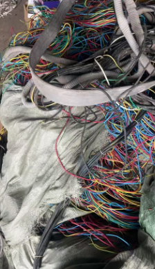 供应：20吨废旧电线电缆