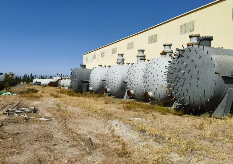 供应：一批化工厂罐