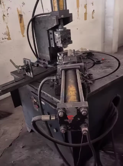 宁波地区处理废旧设备塑料粉碎机流水线、挤压机流水线