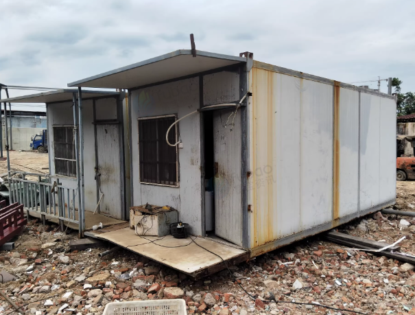 三亚地区处理集装箱2个