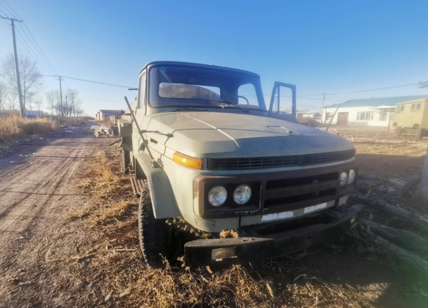 白城地区工厂处理工程设备一批