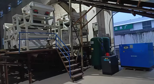 南宁地区处理2台谷鑫矿石色选机