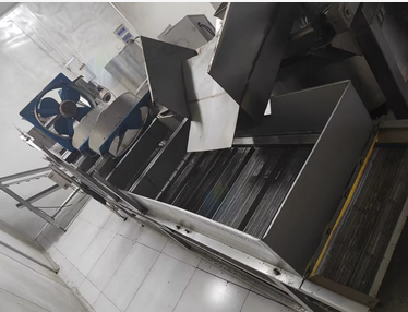 石家庄地区个人处理休闲膨化零食油炸线