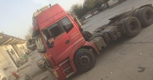 新乡地区处理福田欧曼半挂车