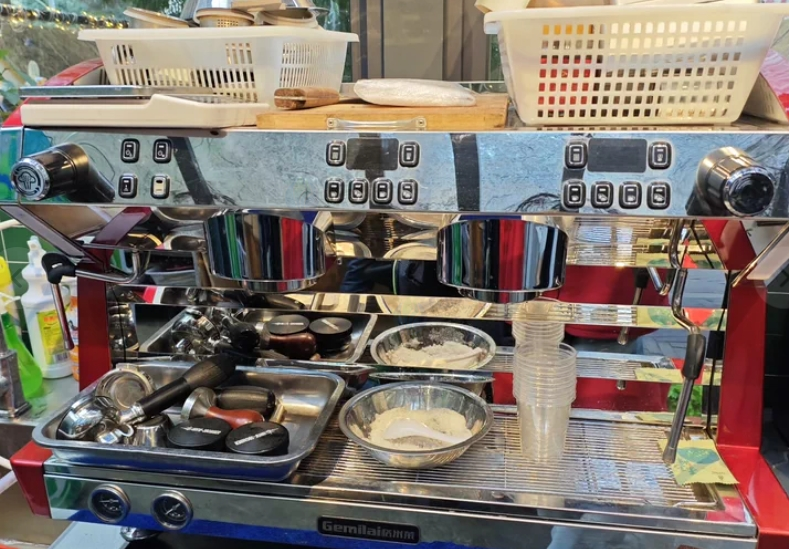 贵阳地区处理格米莱CRM3120C商用双头咖啡机