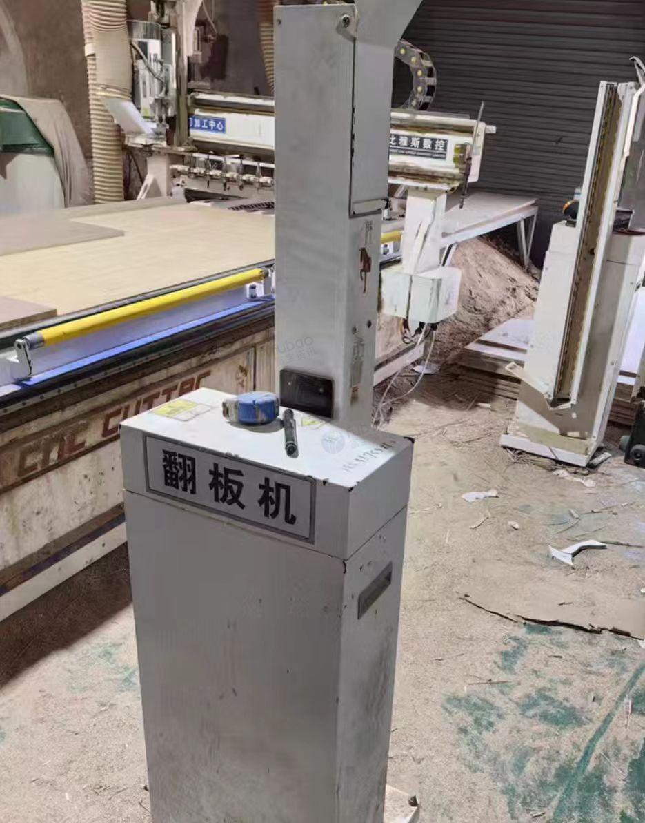 亳州地区处理封边机、侧孔机、翻板机、下打孔铰链钻、磨光机等木工厂设备