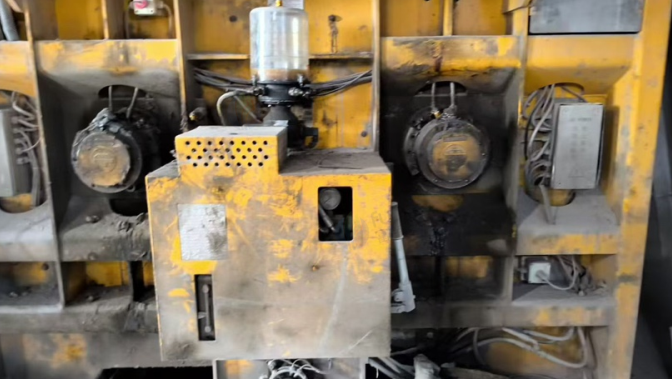 供应：一批混凝土搅拌站