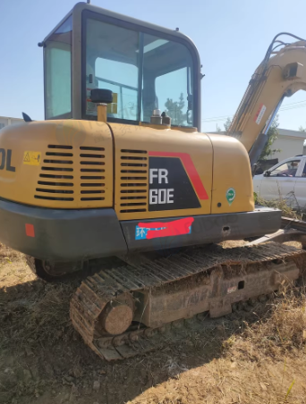 青岛地区处理雷沃60挖掘机