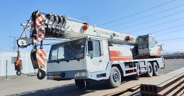 兰州地区处理25T中联牌汽车吊