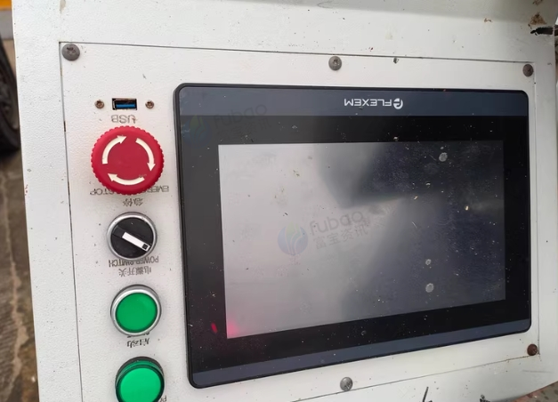 自贡地区处理丽盈数控门锁机、木工门锁孔机