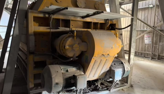 供应：一批混凝土搅拌站