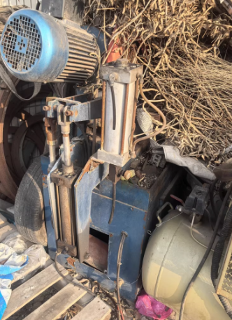 常州地区工厂处理大型法兰卷圆机 半自动切管机 空压机