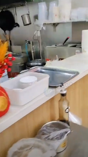 孝感地区处理空调、操作台、展示柜等餐馆设备