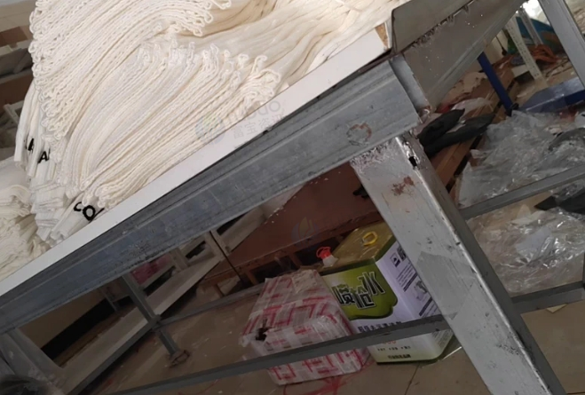 嘉兴地区处理大烫锅炉 烫台 货架 包装桌