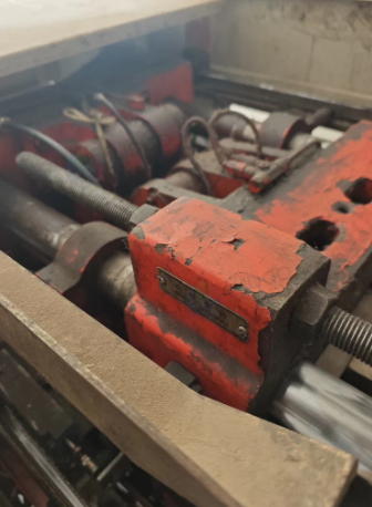 临沂地区更新设备处理10年泰力注塑机