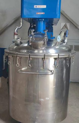 西安地区处理鹏翼牌高低速搅拌机、蓝色铁桶