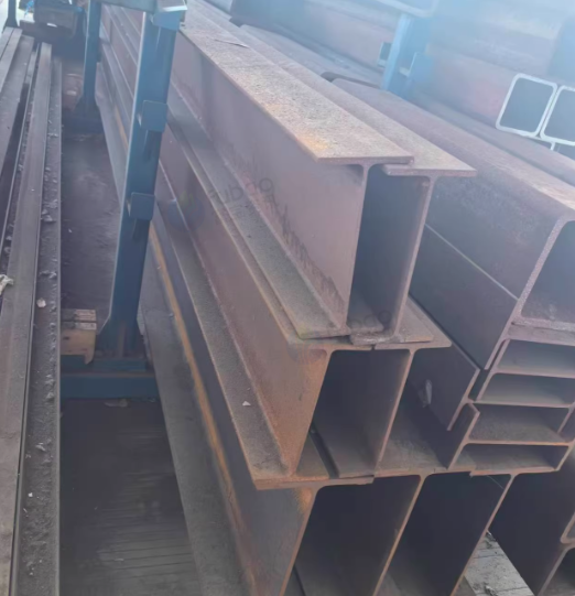 常州地区处理200X100X10方管一批、250X125工字钢一批