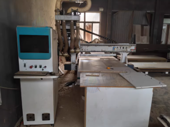 东营地区家具厂处理南兴7CJMN封边机 四工序开料机 侧孔机 45度精密锯 叠臂曲线封边机