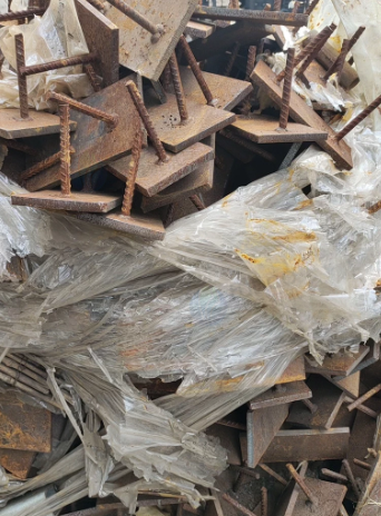 烟台地区处理1批钢板 螺纹钢