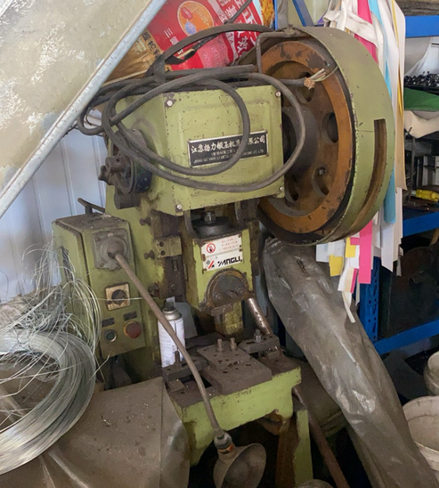 镇江地区工厂处理机床设备一批