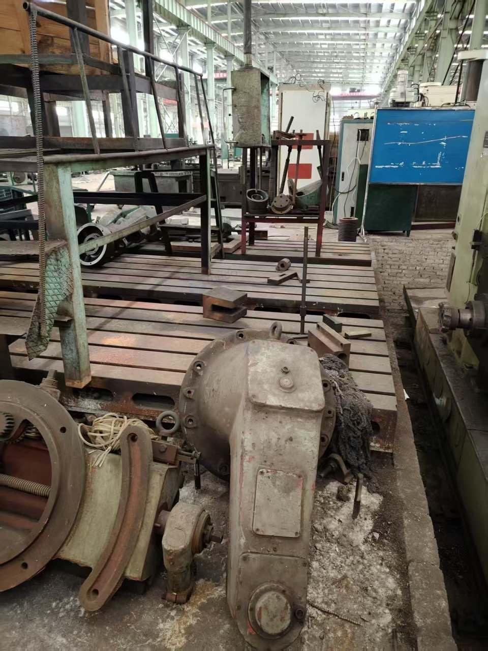 供应：机床一台