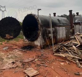 抚州地区工厂处理大型木炭粉碎机加除尘整套、大型卧式碳化炉2个