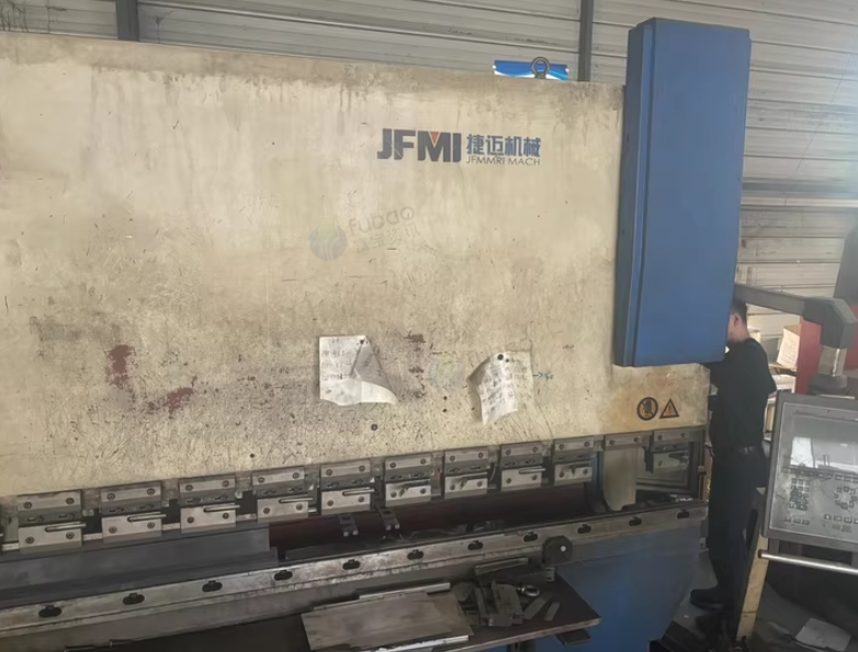 成都地区个人处理3.1米捷迈数控折弯机