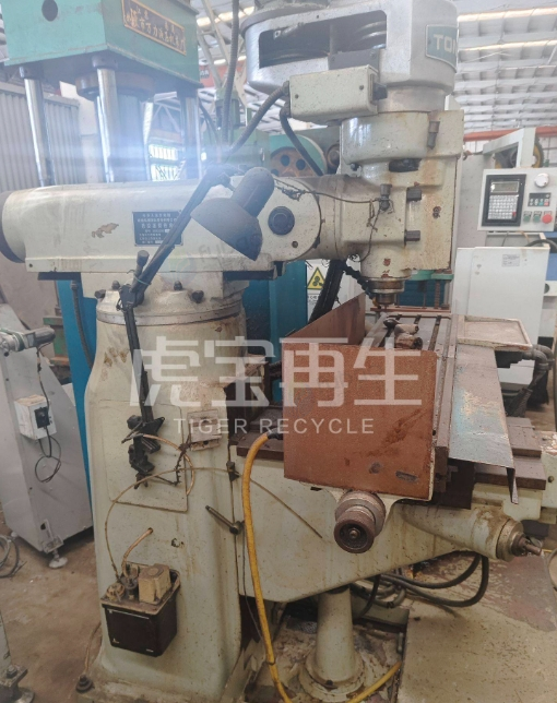 供应：液压联合冲剪机一台、数控炮塔铣两台