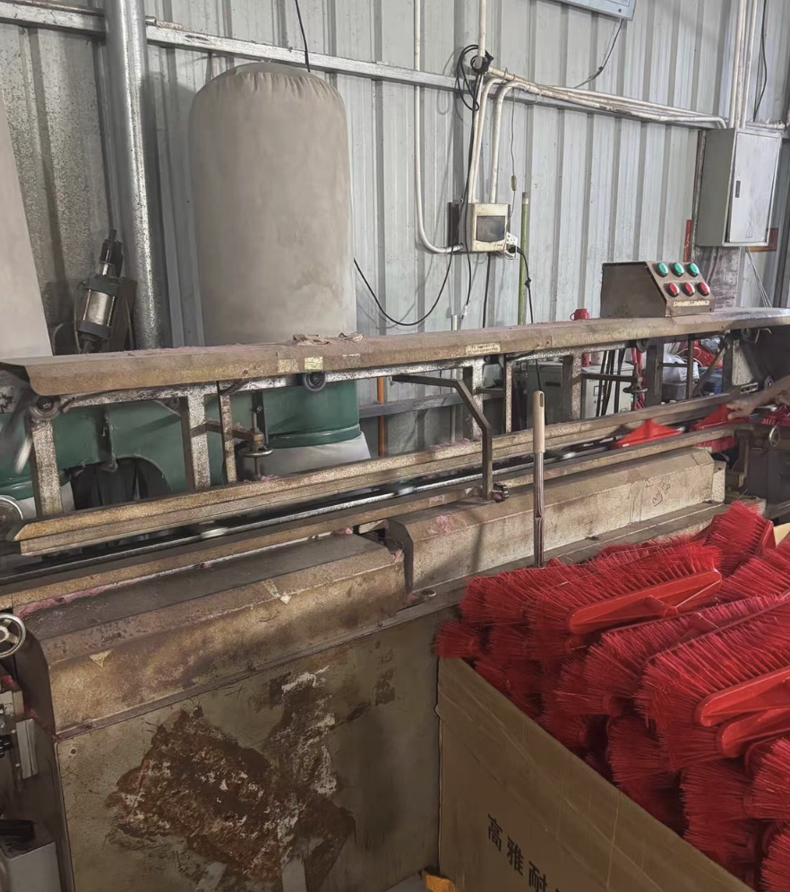 佛山地区处理全自动植毛扫把机、开绒机、空气机