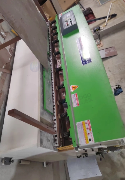 贵阳地区处理办公钢架工厂设备、63和25吨冲床、2.5米剪折等