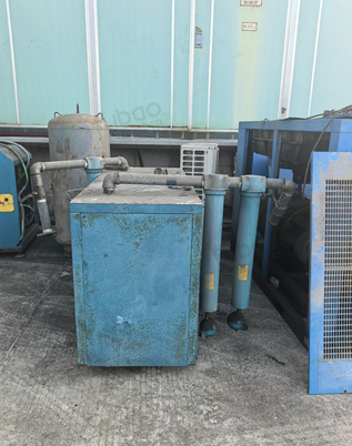 宁德地区处理空压机75千瓦、配套储气罐