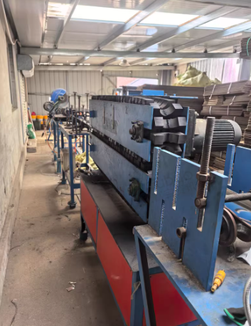 潍坊地区公司处理80烟筒制管机