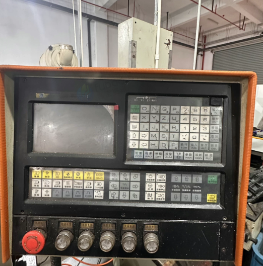 常州地区工厂处理精密双头打孔攻丝机4台