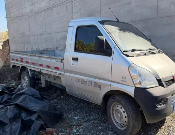 保定地区处理五菱单排一辆