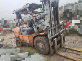 济宁地区处理自用4.5吨叉车