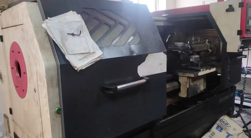 苏州地区工厂处理6150云南云机1台、50数控平轨车床1台