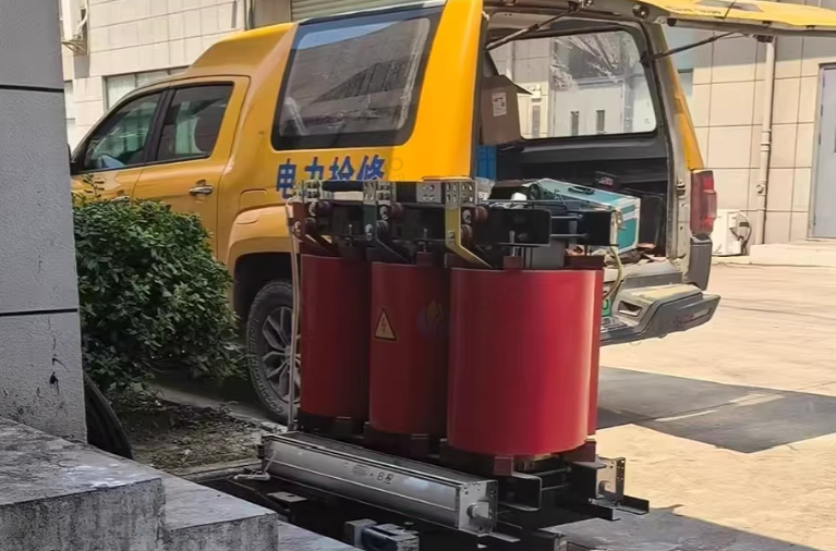 苏州地区工厂处理400KVA干式变压器