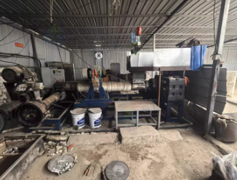 日照地区处理自用150造粒机 叉车