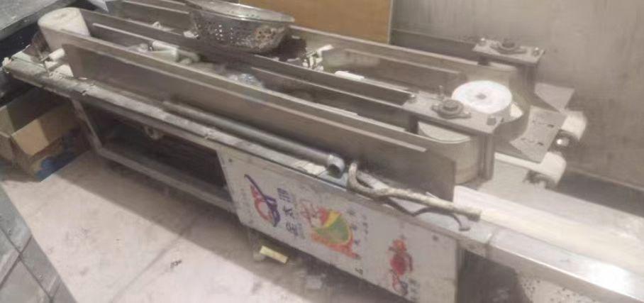 开封地区处理火排锅炉、和面机、圆模机、提升机、整形机、摆笼机、压面机、方馍机等全套馒头设备