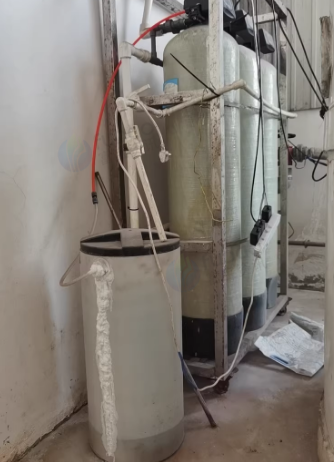 包头地区处理4罐全自动工业软化水设备